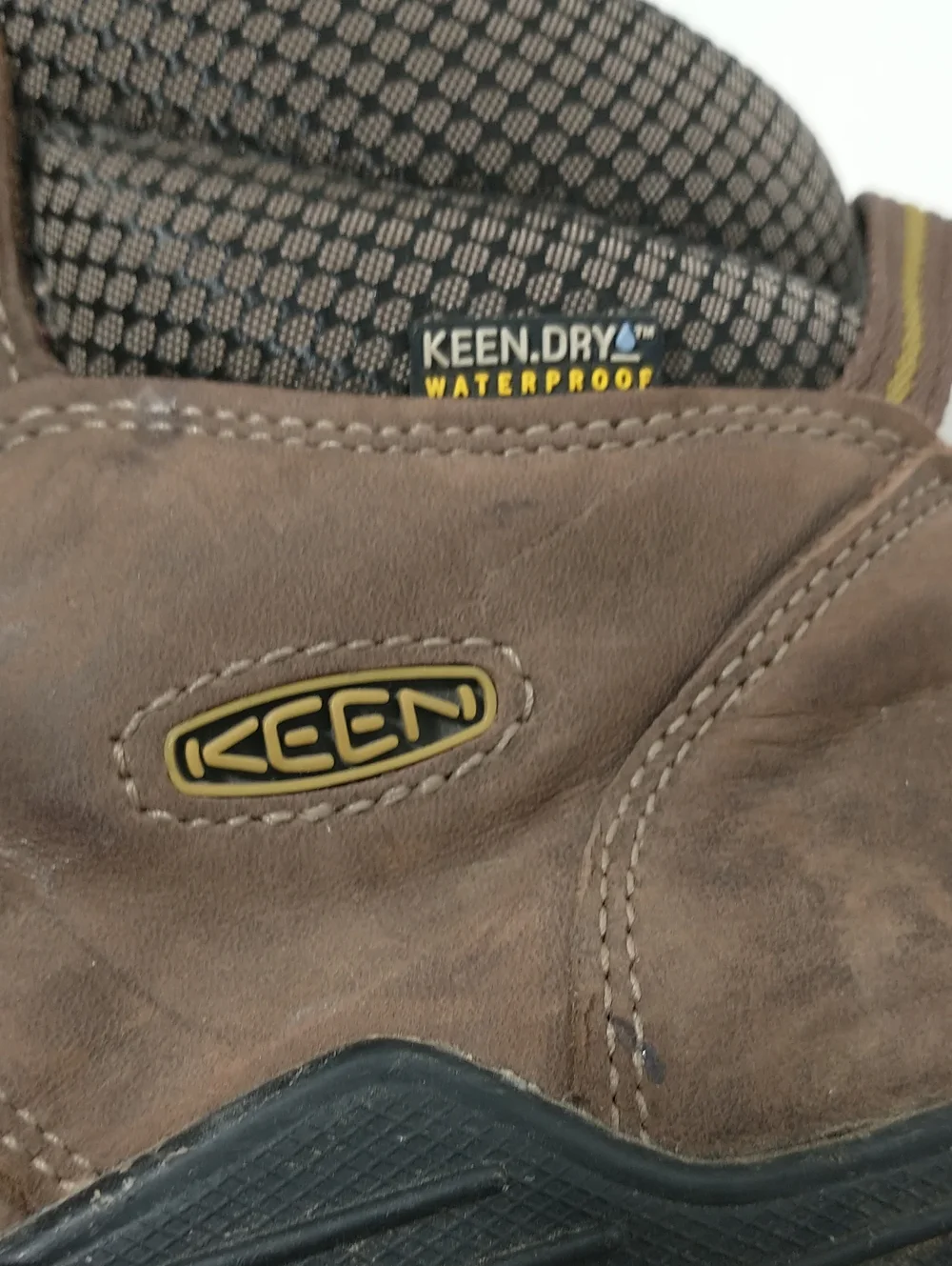 Keen Gypsum II Mid Waterproof Leather Hiking Boot, Men's Size 9.5, Brown/Black